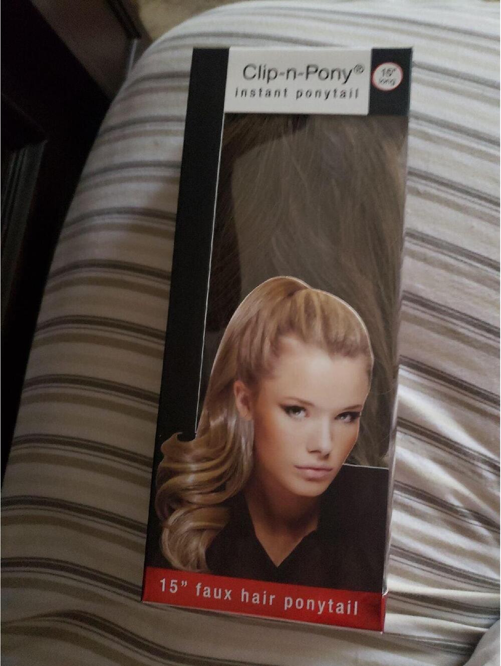 Mia clip hair extension lt brown ponytail